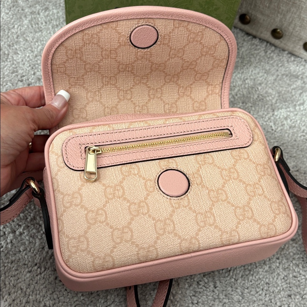 Gucci Beige and Pink Crossbody Bag - Picture 5 of 7